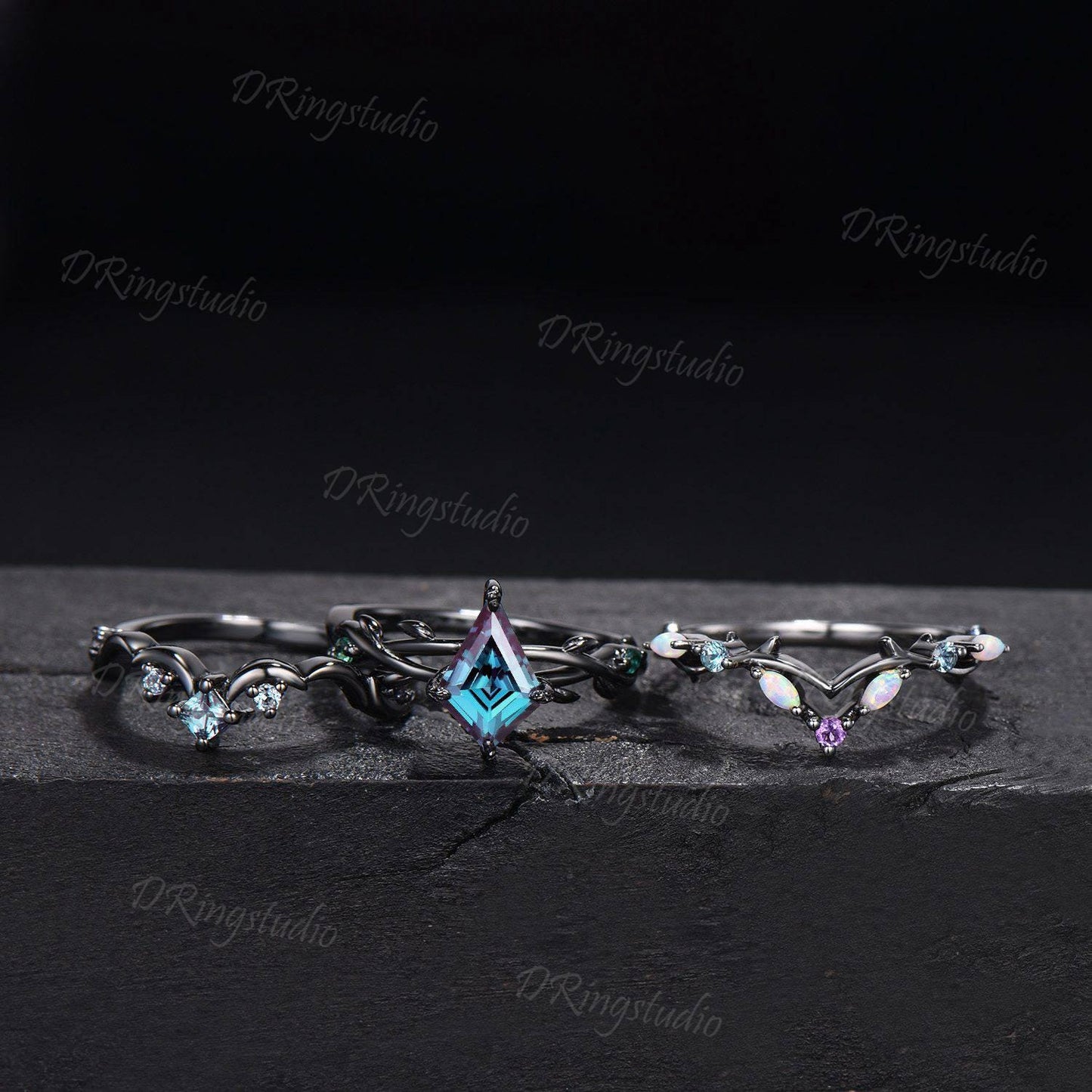 3pcs Gothic Black Moon Leaf Engagement Ring Set Black Rhodium Kite Cut Alexandrite Wedding Ring Celestial Moon Opal Amethyst Cluster Ring