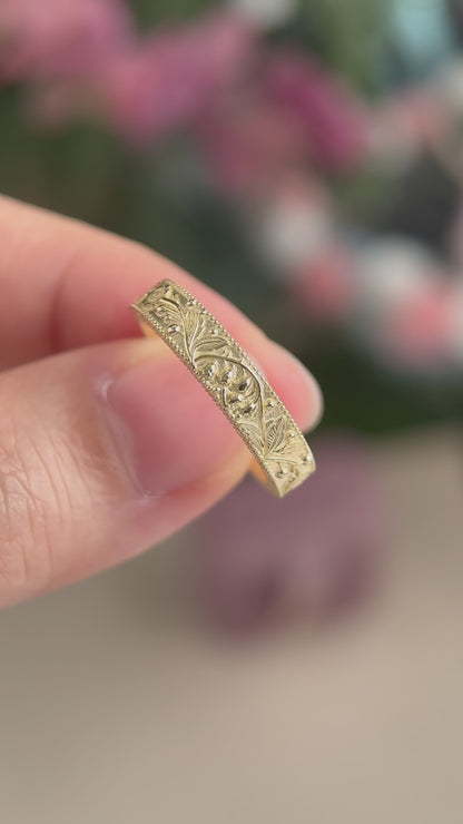 Family Birth Flower Gold Band, January May Birth Flower Ring, Personalized Vintage Inspired Stackable Ring, Gift for Family Birth Months
