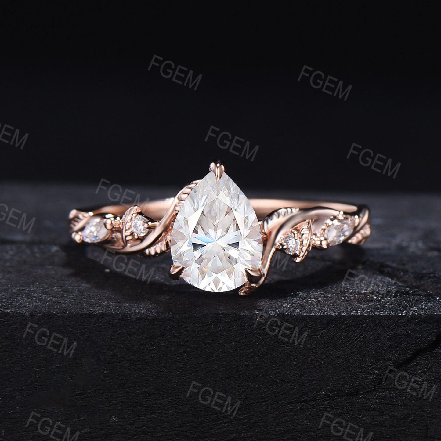 Twist Twig Nature Inspired Pear Moissanite Engagement Ring Set 14K Rose Gold Leaf Cluster Moissanite Diamond Wedding Bridal Set Promise Gift