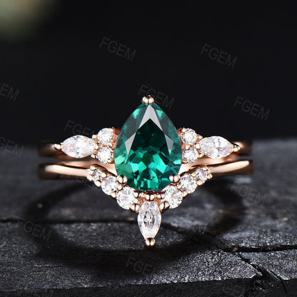 1.25ct Pear Shaped Green Emerald Engagement Ring Set May Birthstone Wedding Bridal Ring Emerald Jewelry Vintage Anniversary Gifts for Women