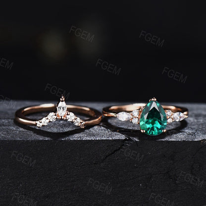 1.25ct Pear Shaped Green Emerald Engagement Ring Set May Birthstone Wedding Bridal Ring Emerald Jewelry Vintage Anniversary Gifts for Women