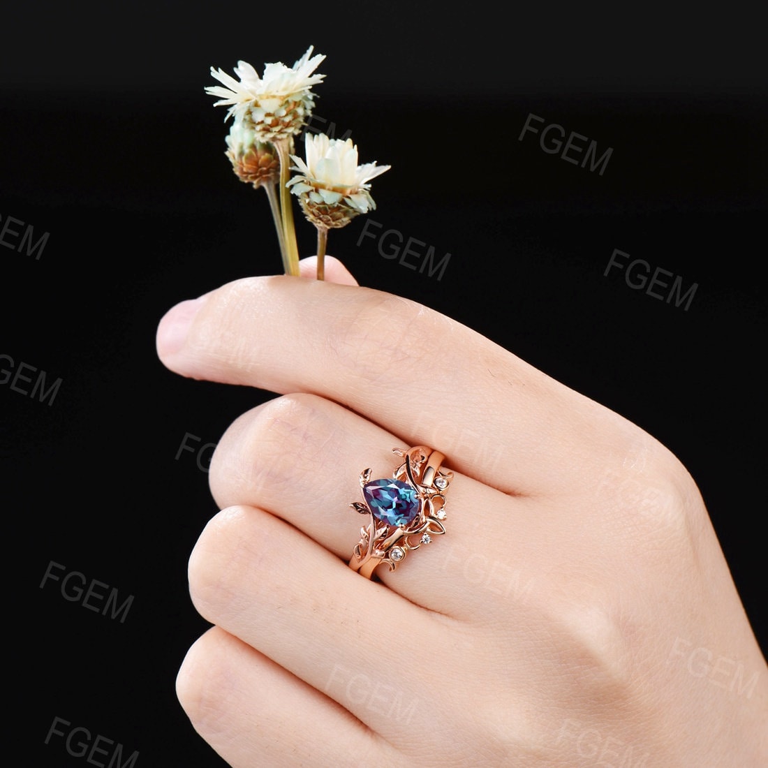 Nature Engagement Ring Set 10K/14K/18K Rose Gold Unique 1.25ct Pear Shaped Alexandrite Leaf Solitaire Rings Celtic Wedding Band Promise Gift