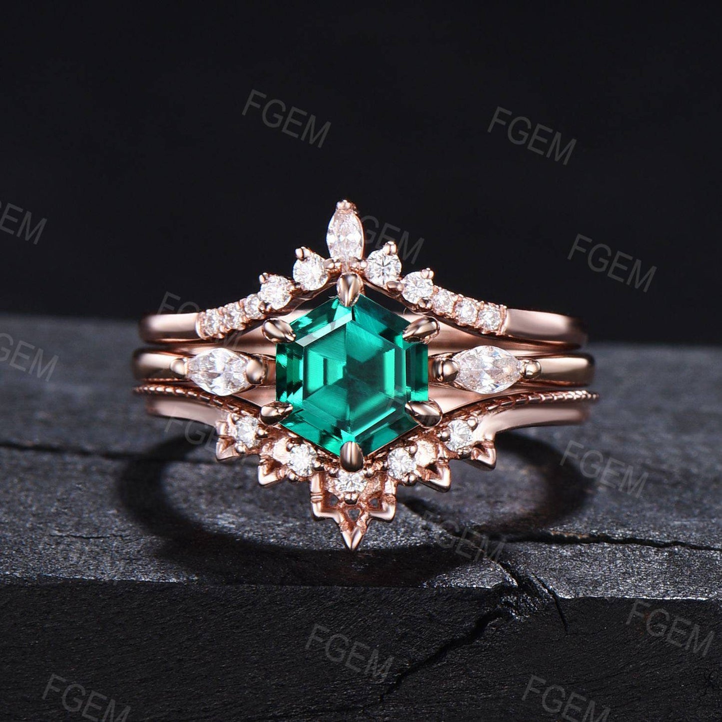 3PCS Hexagon Cut Green Emerald Engagement Ring Set May Birthstone Wedding Ring 10k Rose Gold Emerald Ring Birthday/Anniversary Gift Women