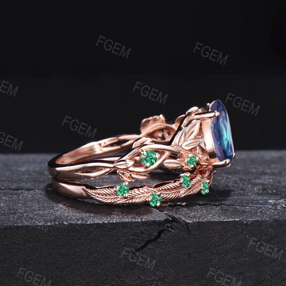 Nature Inspired Alexandrite Leaf Engagement Ring Set 1.25ct Pear Shaped Color-Change Alexandrite Ring Cluster Green Emerald Branch Ring Set