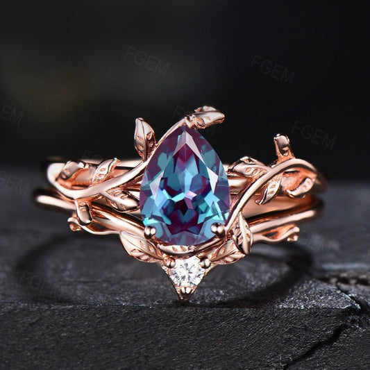 Nature Inspired Ring Set Pear Shaped Color-Change Alexandrite Engagement Ring Leaf Vine Ring Set Unique Solitaire Promise Ring For Women