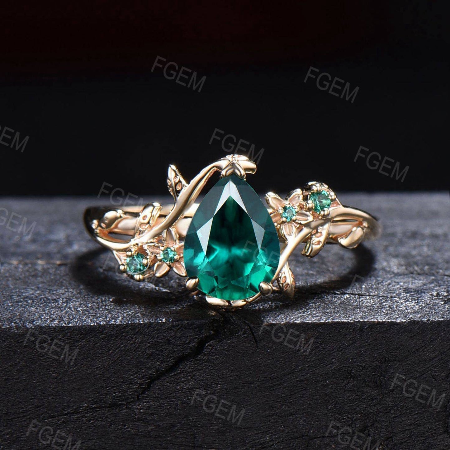 Nature Inspired Rose Flower Green Emerald Engagement Ring Set Branch Leaf Floral Wedding Ring Vintage 1.25ct Pear Cut Green Emerald Ring Set